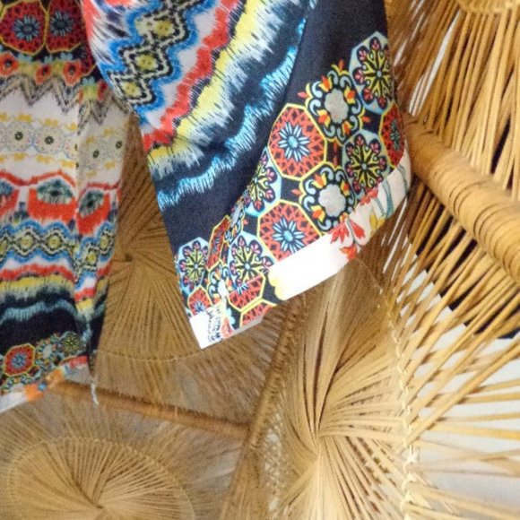 NWT Karen Seo Thin Boho Summer Tunic M White Floral Embroidered Flowers - Picture 4 of 7